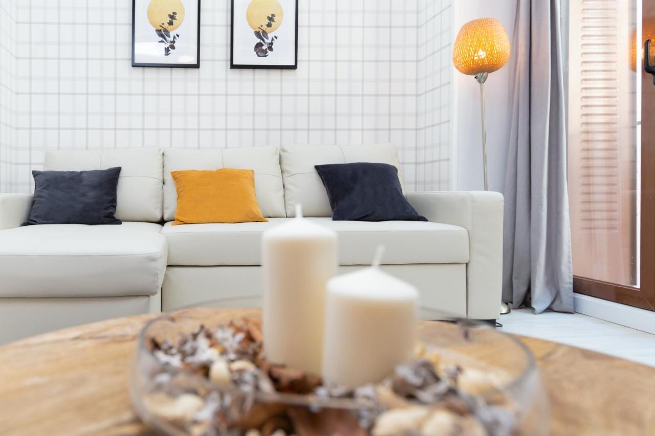 Apartamentos Puerta Del Sol I Madrid Exteriör bild