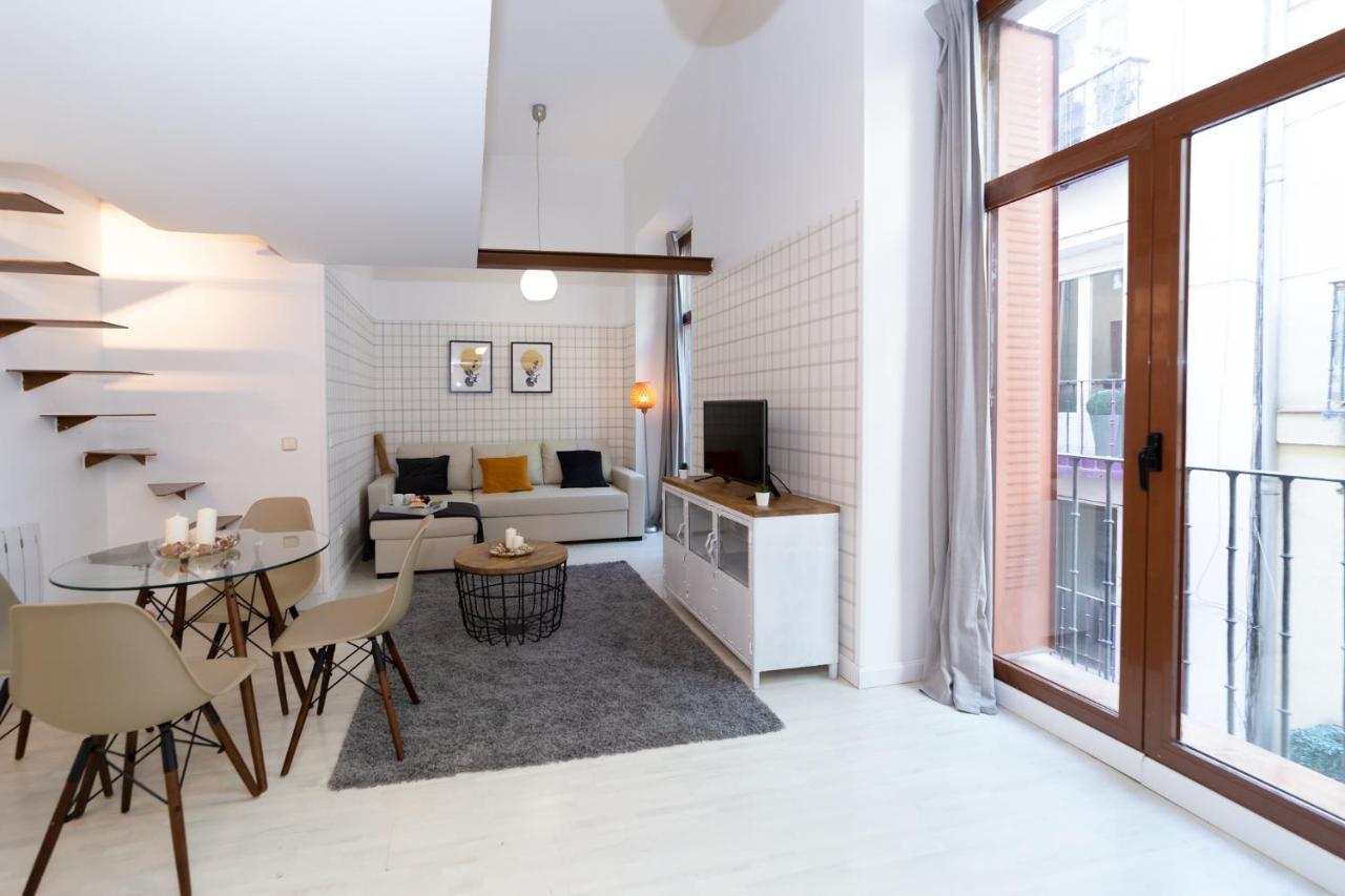 Apartamentos Puerta Del Sol I Madrid Exteriör bild