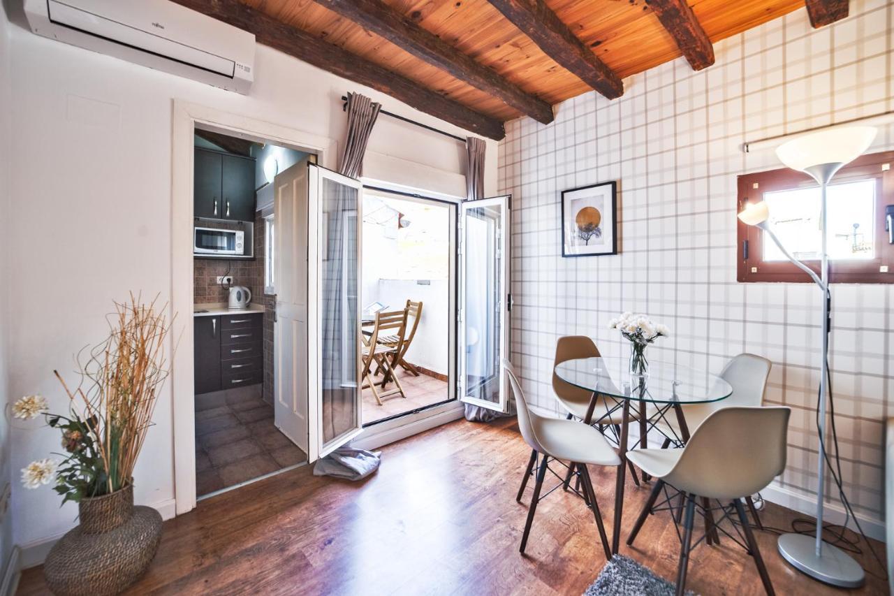 Apartamentos Puerta Del Sol I Madrid Exteriör bild
