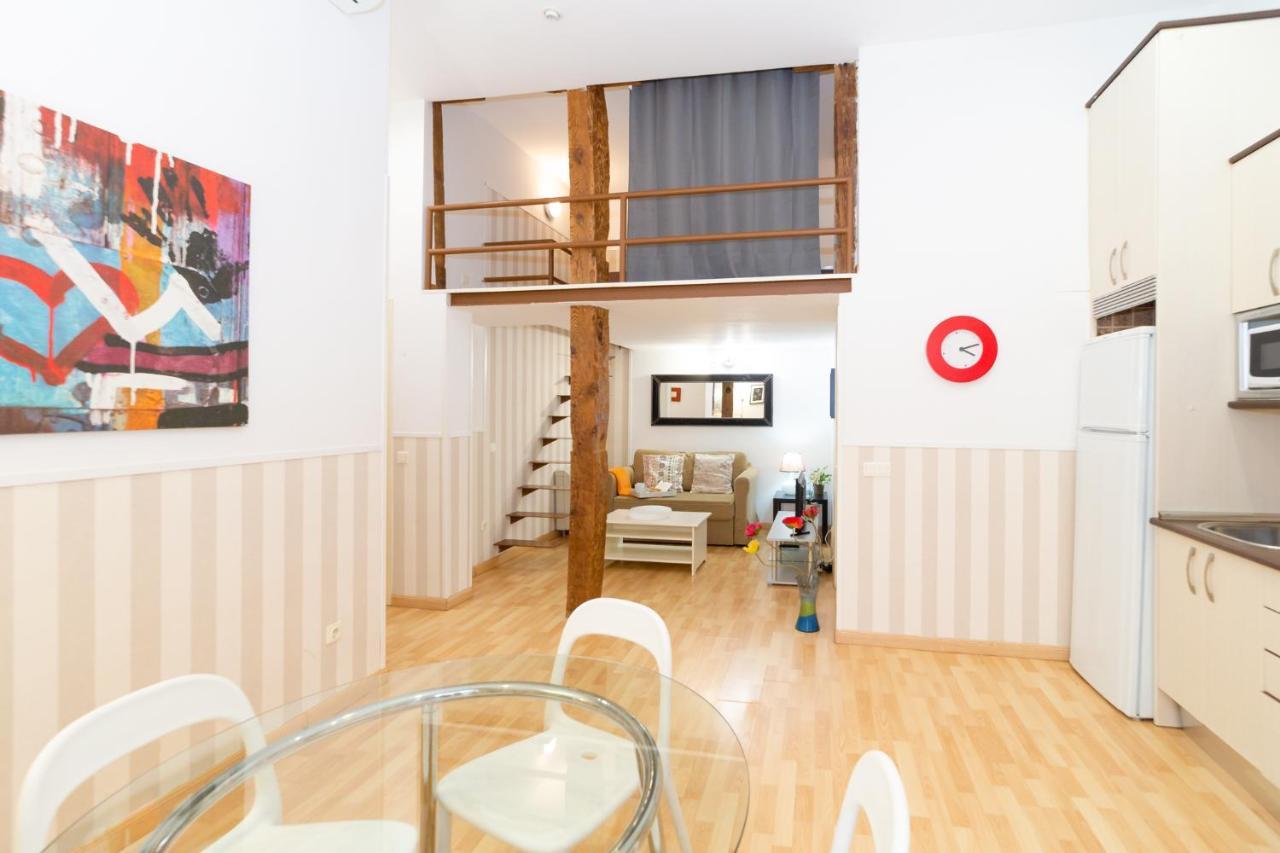 Apartamentos Puerta Del Sol I Madrid Exteriör bild