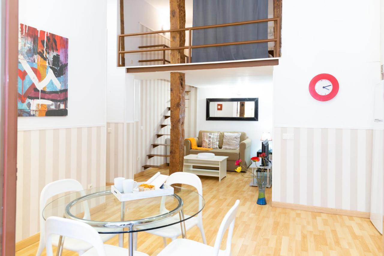 Apartamentos Puerta Del Sol I Madrid Exteriör bild