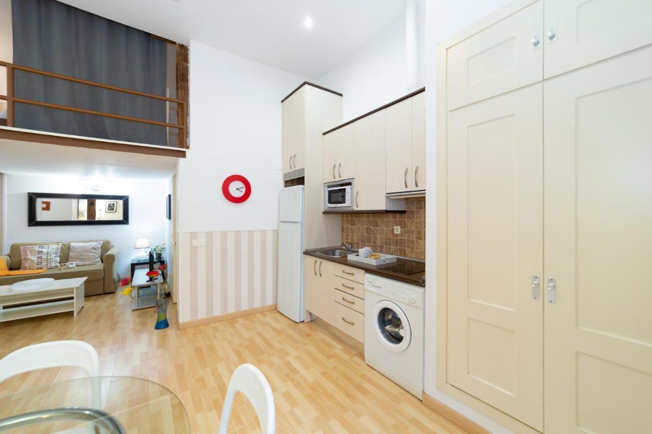 Apartamentos Puerta Del Sol I Madrid Exteriör bild