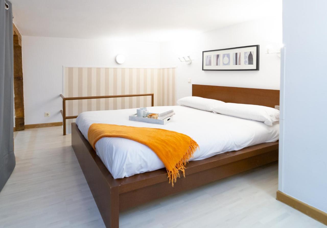 Apartamentos Puerta Del Sol I Madrid Exteriör bild